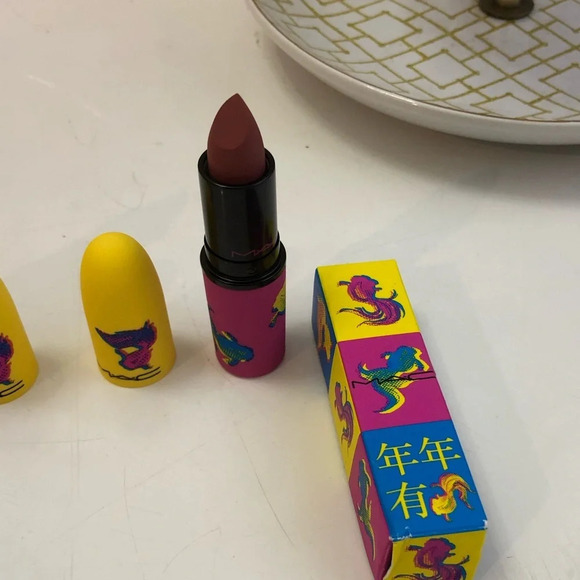 - MAC Lot of 2 Moon Masterpiece Powder Kiss Lipsticks Lunar New Year LE NIB - Picture 3 of 6